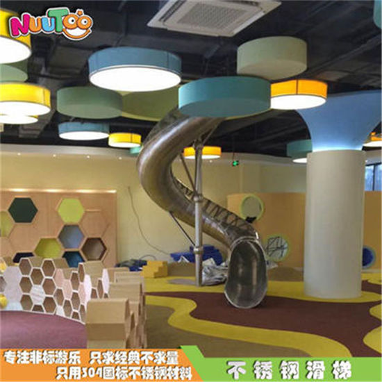 不銹鋼旋轉滑梯 兒童樂園非標定制不銹鋼滑梯 304不銹鋼螺旋半透明滑梯