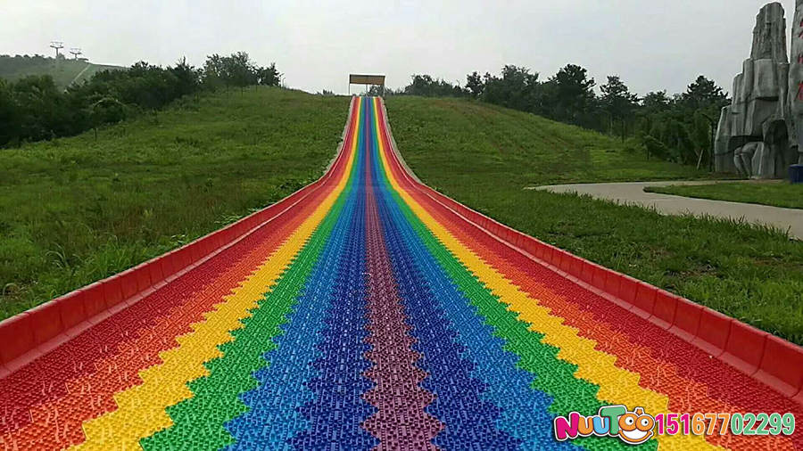 彩虹滑道南陽怎么樣實現融資？找對的投資者